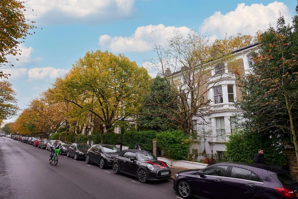 Chic 1-bed Flat With Terrace In Notting Hill W10 Londra